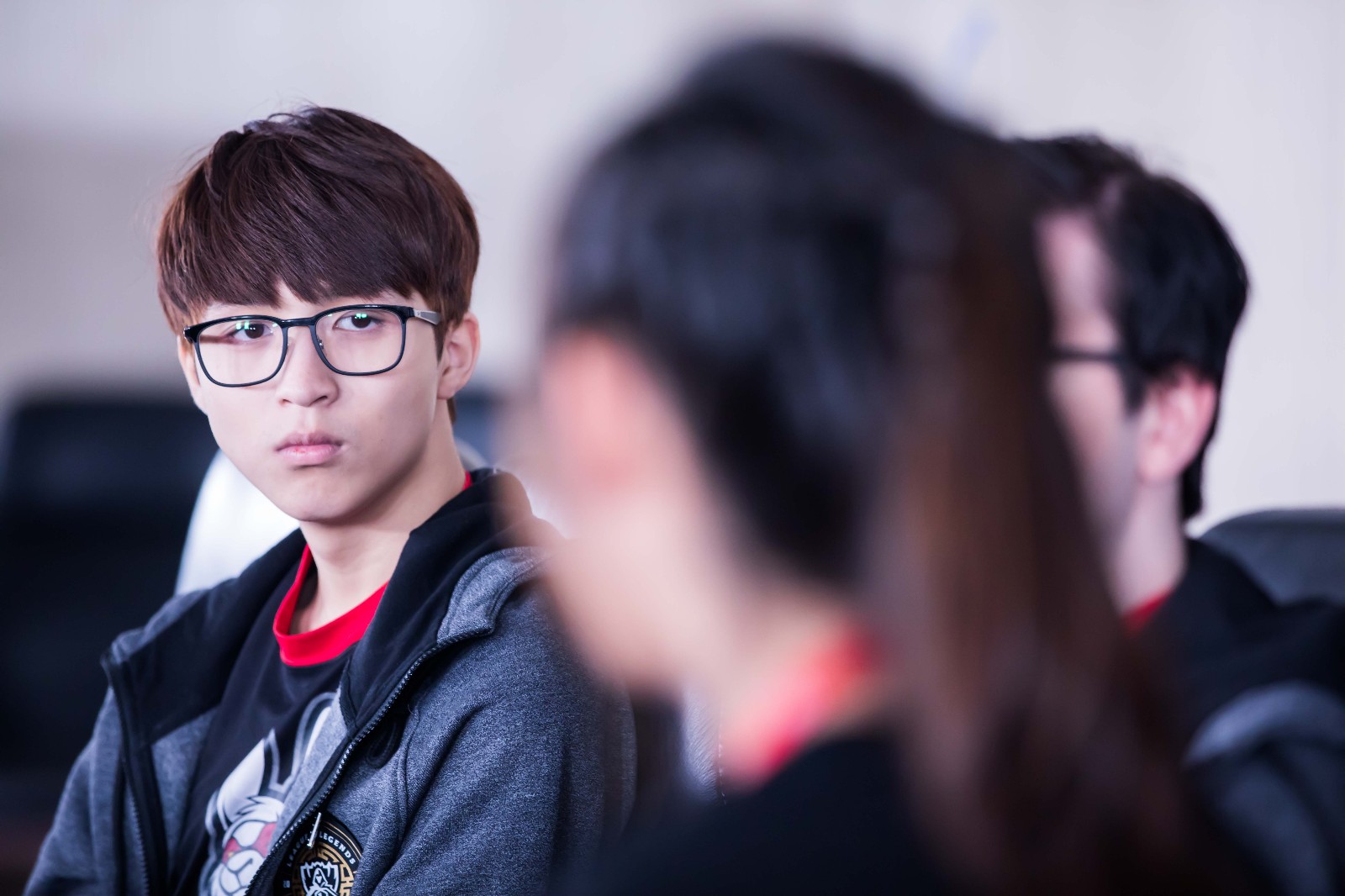 WBG血洗CLG，Hanssama线上压制力十足顶尖较量八强赛，点燃全场激情的简单介绍